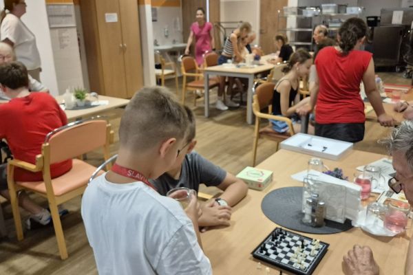 Projekt Obejmi hrou
